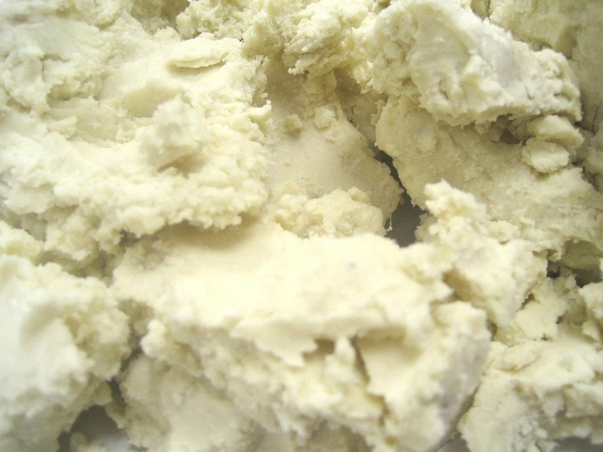Crispy Collection Raw Unrefined African Shea Butter Selections (8 Oz, 16 Oz, 32 Oz)- Grade AAA Premium Shea Butter From Ghana - Use On Acne, Eczema, Stretch Marks (8 OZ IVORY) 4 Crispy Collection Raw Unrefined African Shea Butter Selections (8 Oz, 16 Oz, 32 Oz)- Grade AAA Premium Shea Butter From Ghana - Use On Acne, Eczema, Stretch Marks (8 OZ IVORY) - Image 2