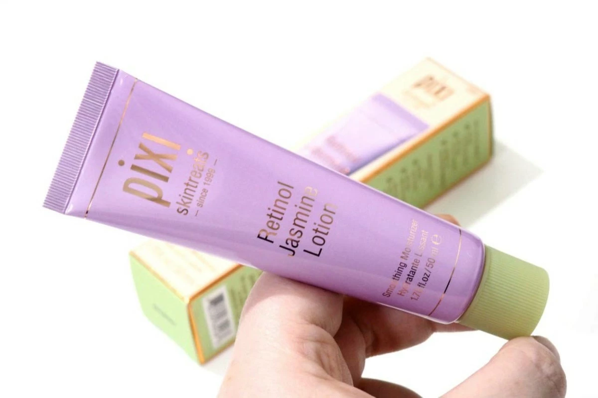 Pixi Skintreats Retinol Jasmine Lotion 3 Pixi Skintreats Retinol Jasmine Lotion