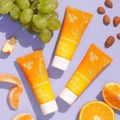 Yonka Yon-Ka Paris Lait Hydratant - Vitalite Sweet Orange 200 Ml -Moisturizers Sales 7hr7hlv1twlukybvu2cfr9qjk4lr