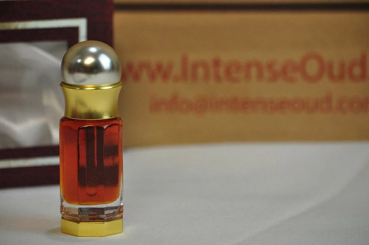 Intense Oud Samamatul Amber Loose Oil - 12 ML (0.40 Oz) 6 Intense Oud Samamatul Amber Loose Oil - 12 ML (0.40 Oz) - Image 4