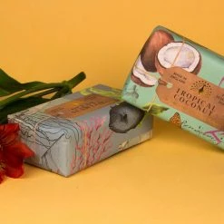 The English Soap Company Store The English Soap Company, Tropical Coconut Soap Bar, Anniversary Collection 200g 8 The English Soap Company Store The English Soap Company, Tropical Coconut Soap Bar, Anniversary Collection 200g -Moisturizers Sales l4la3zl5g1vn1mfnc0d3lsipw1fv