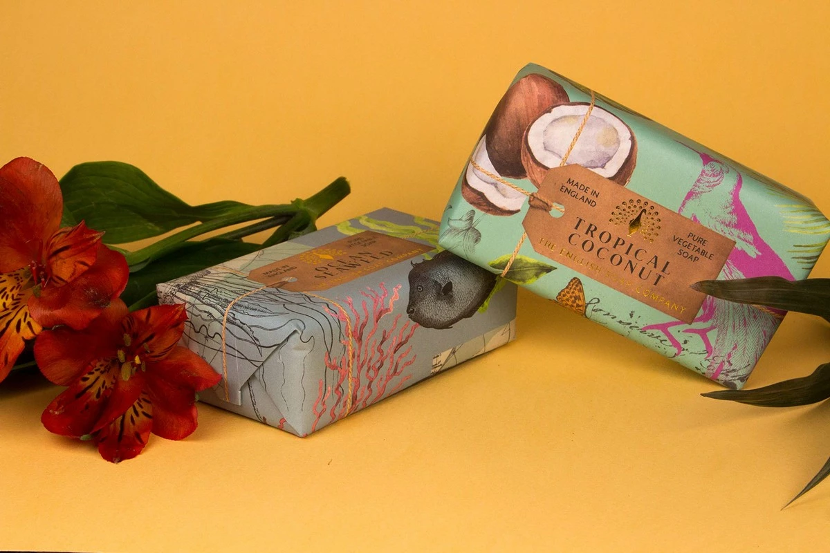 The English Soap Company Store The English Soap Company, Tropical Coconut Soap Bar, Anniversary Collection 200g 5 The English Soap Company Store The English Soap Company, Tropical Coconut Soap Bar, Anniversary Collection 200g - Image 3