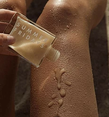 Summer Fridays Pool Time Glowing Body Oil 6 Summer Fridays Pool Time Glowing Body Oil - Image 4