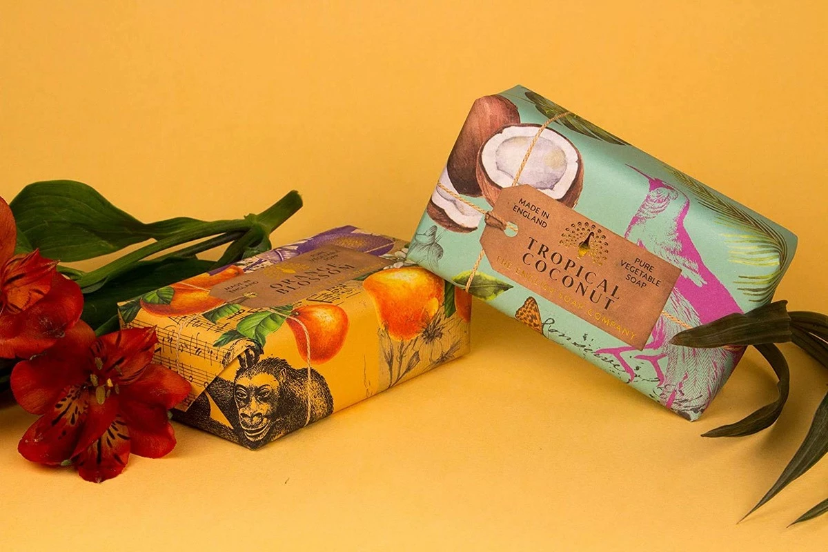 The English Soap Company Store The English Soap Company, Tropical Coconut Soap Bar, Anniversary Collection 200g 6 The English Soap Company Store The English Soap Company, Tropical Coconut Soap Bar, Anniversary Collection 200g - Image 4